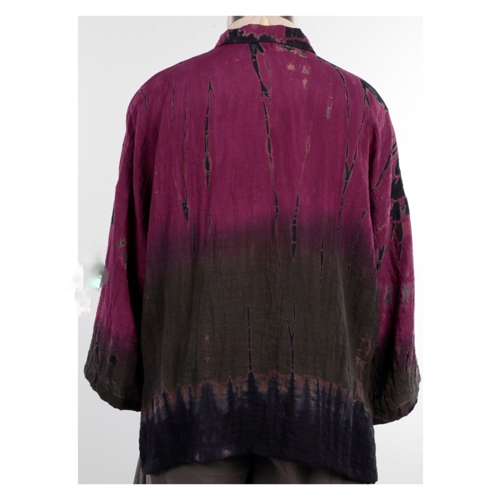 Hand-Dyed Button Up Top - Picture 2 of 2